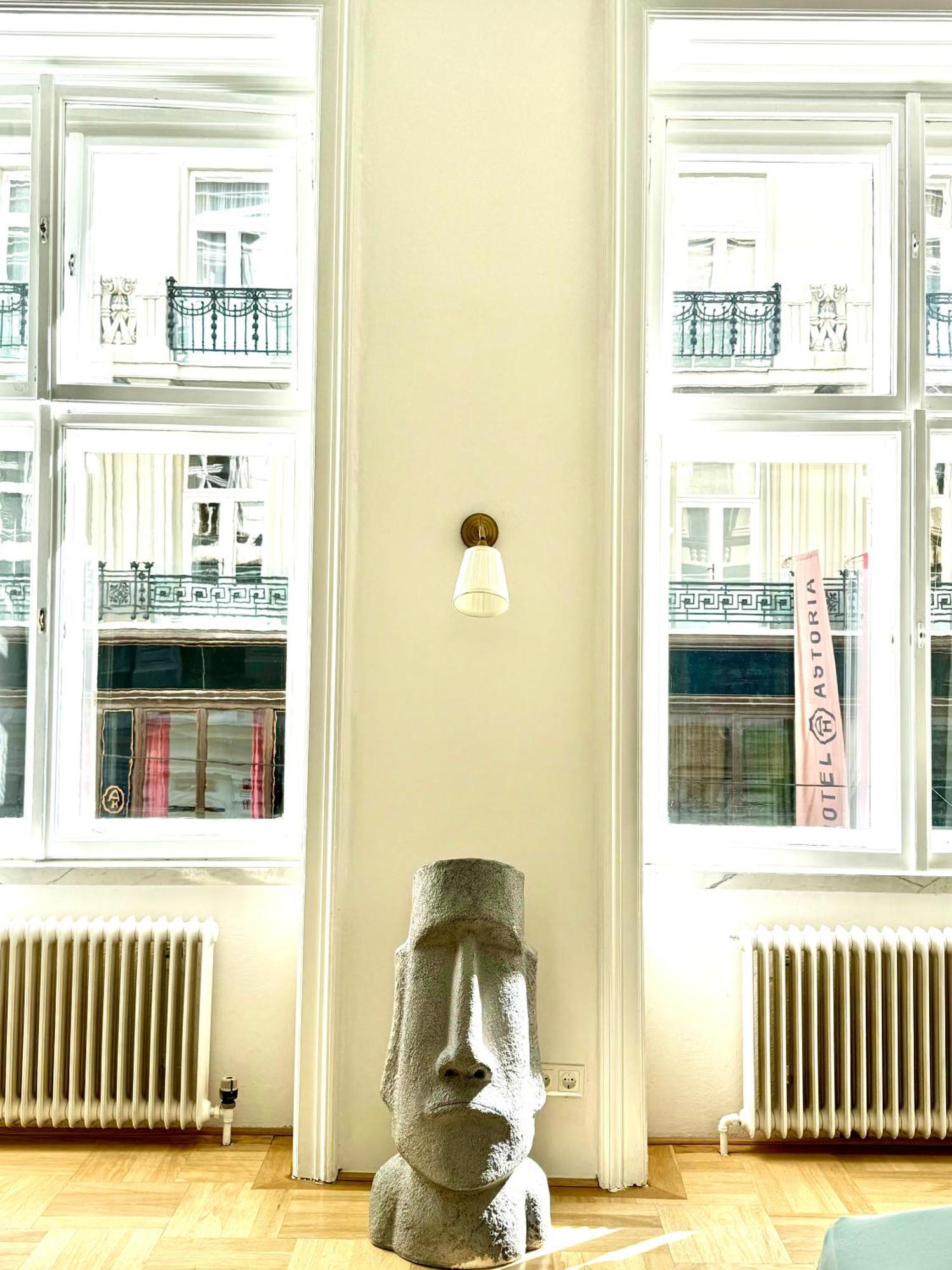 Opera Vienna Apartment 145 M2 Экстерьер фото